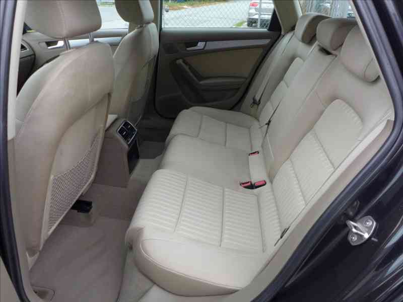 Audi A4 2,0 TDI 4x4, NAVI, 1.MAJITEL - foto 6