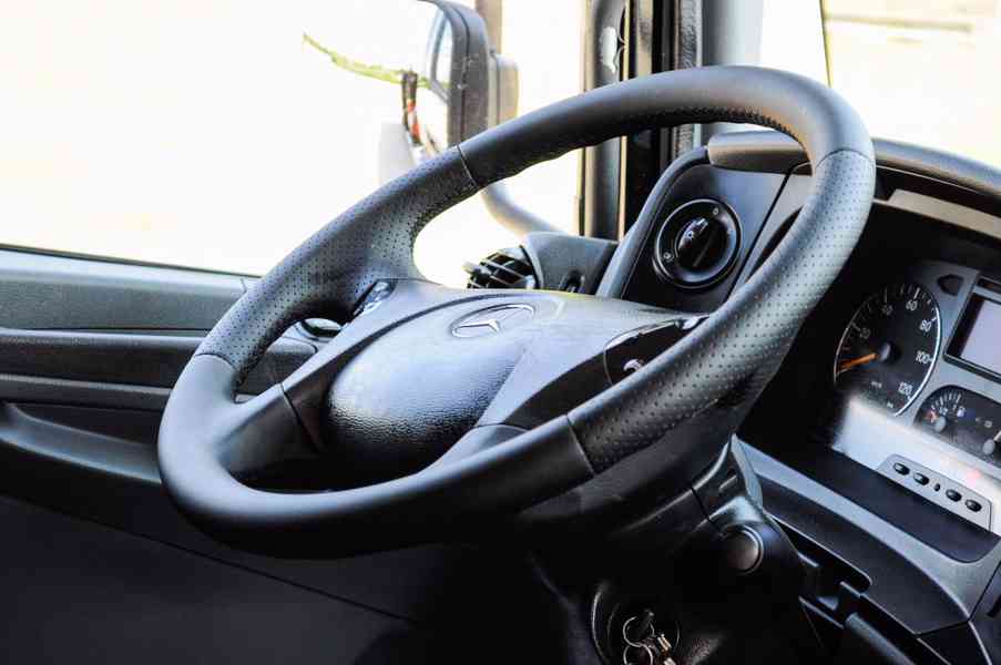 MERCEDES AXOR 1829 - 19T TŘÍSTRANNÝ SKLÁPĚČ HYDRAULICKÁ RUKA - foto 49