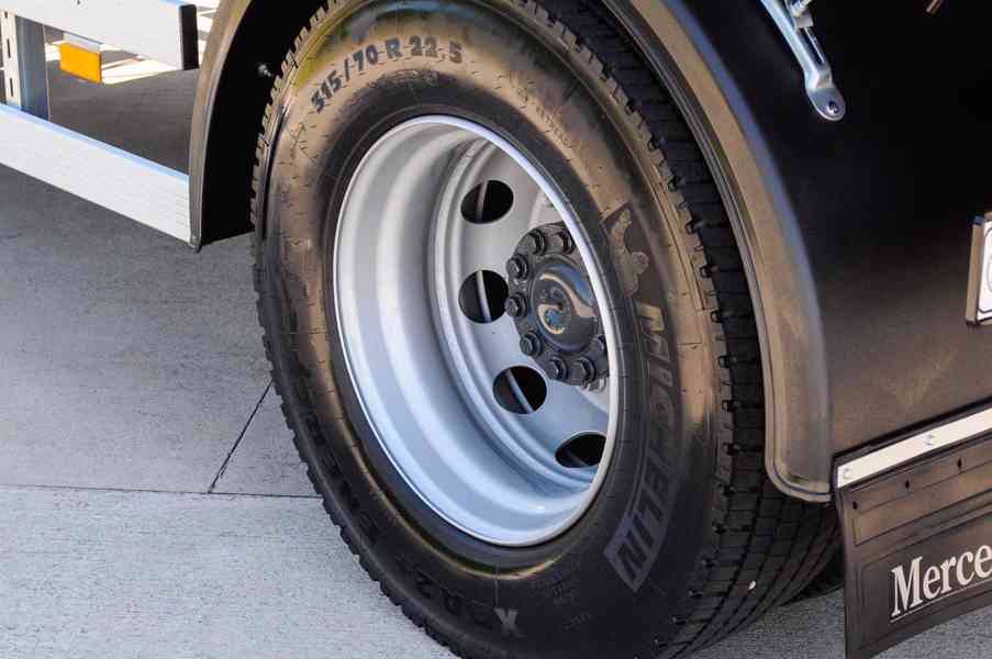 MERCEDES AXOR 1829 - 19T TŘÍSTRANNÝ SKLÁPĚČ HYDRAULICKÁ RUKA - foto 26