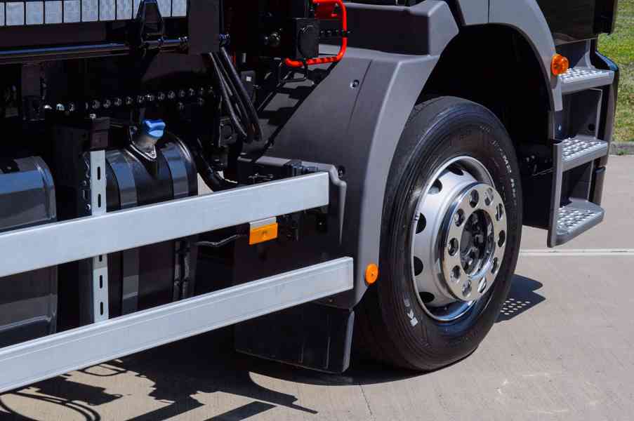 MERCEDES AXOR 1829 - 19T TŘÍSTRANNÝ SKLÁPĚČ HYDRAULICKÁ RUKA - foto 15