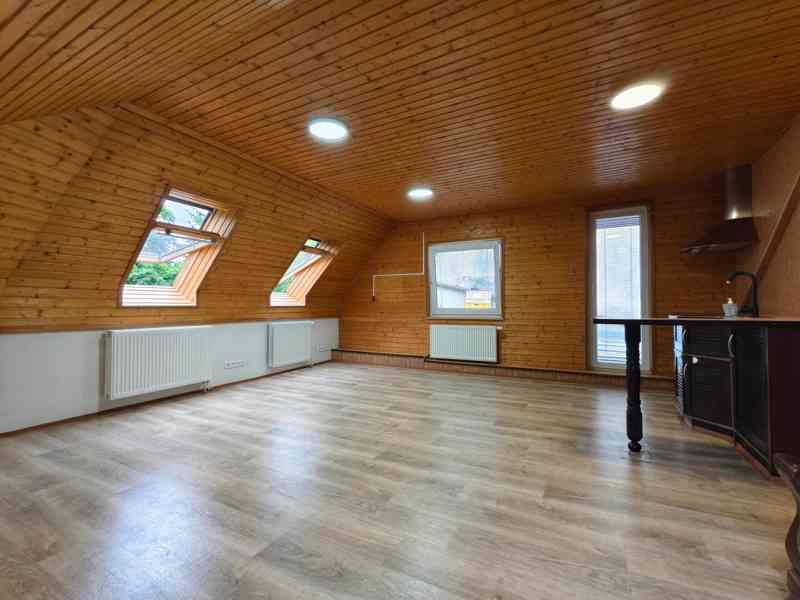 Pronájem 4+kk, 120m2+terasa (Jablonec n.N., ul. Pasecká) - foto 2