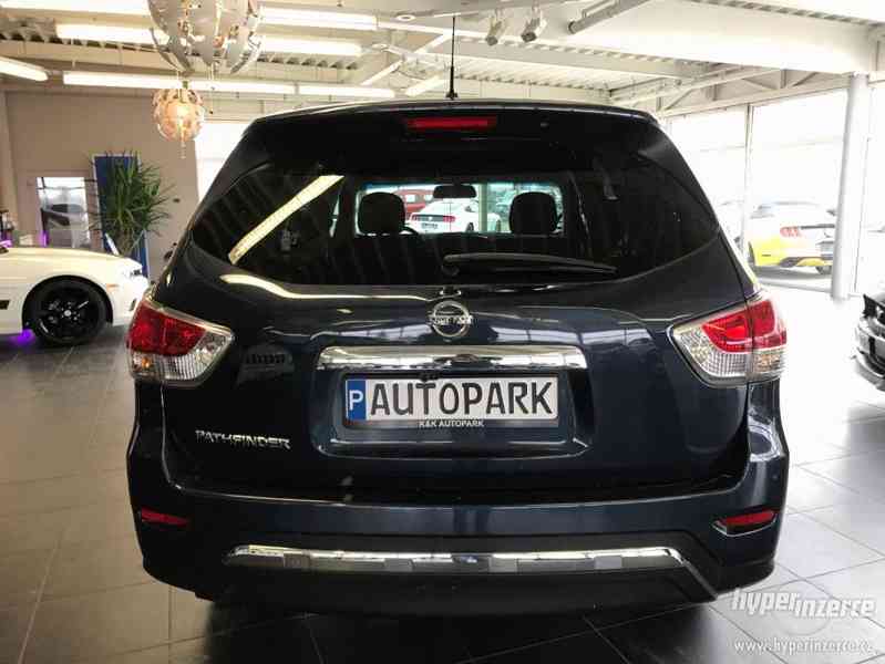 Nissan Pathfinder 3.5L Aut. LE - foto 13