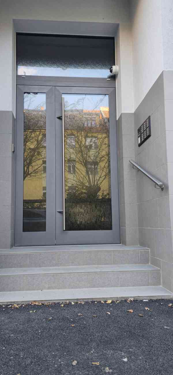 Pronájem kancelářských prostor 92 m²  3 samostatné kanceláře - foto 13