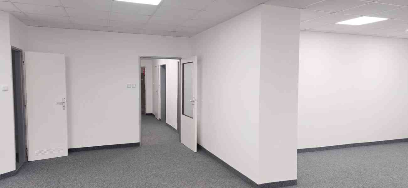 Pronájem kancelářských prostor 92 m²  3 samostatné kanceláře - foto 3