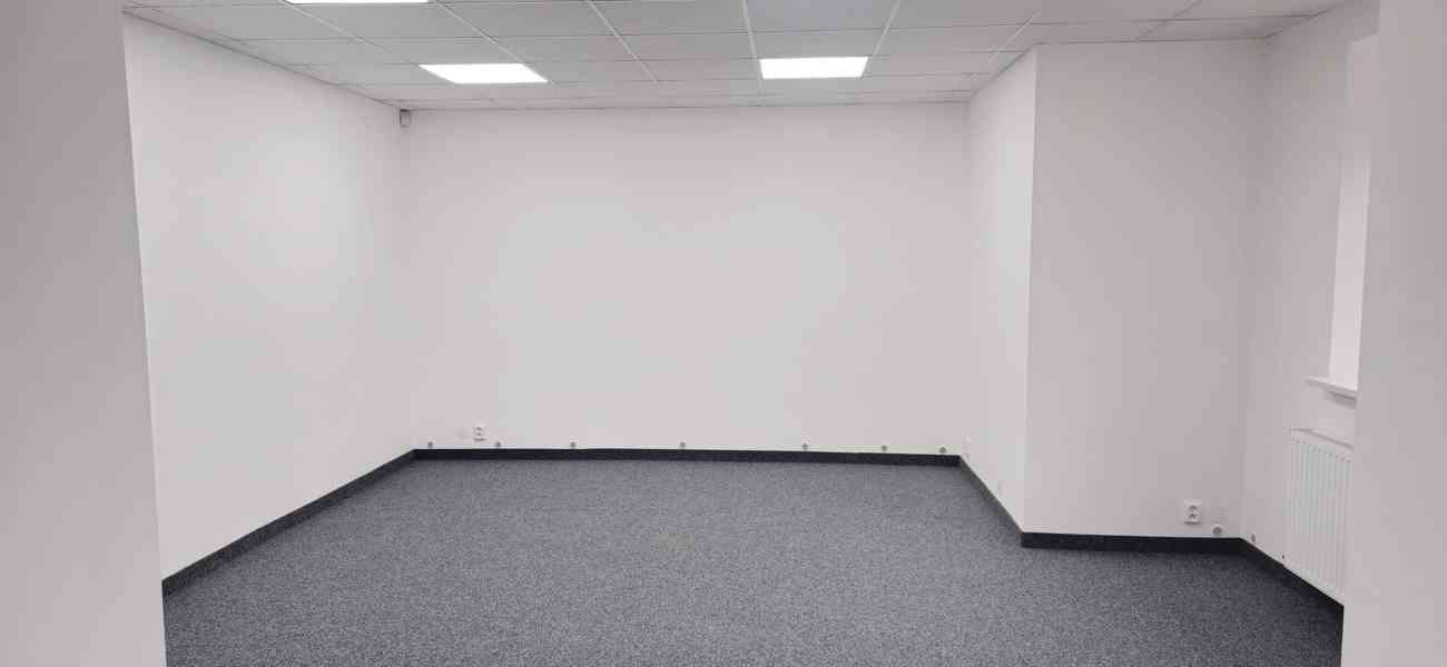 Pronájem kancelářských prostor 92 m²  3 samostatné kanceláře - foto 4