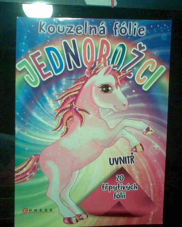 Nové knížky o Jednorožcích SLEVA - foto 3