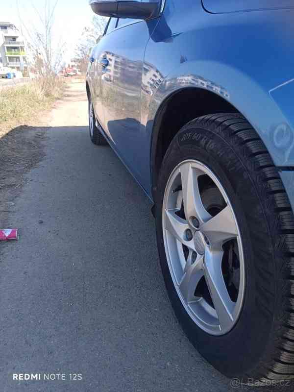 Volvo V60 2,0 - foto 19