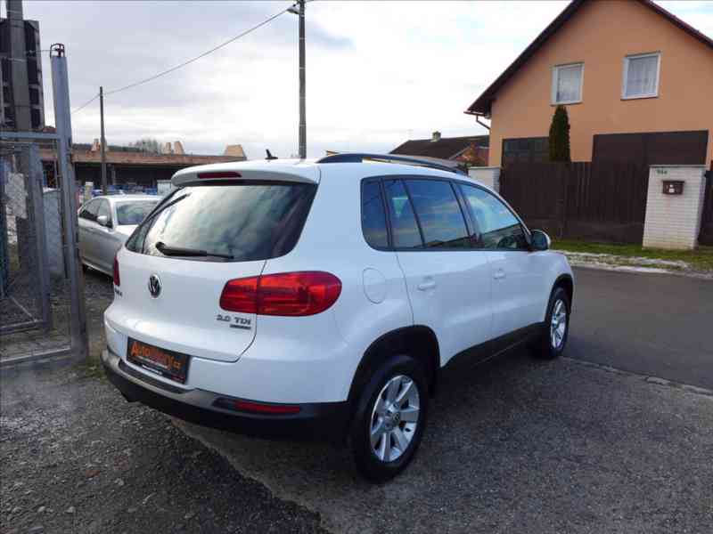 Volkswagen Tiguan 2,0 TDI 4x4, 1.MAJ - foto 3