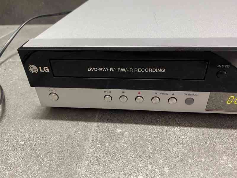 LG RC185, COMBO rekordér DVD a VHS - foto 2