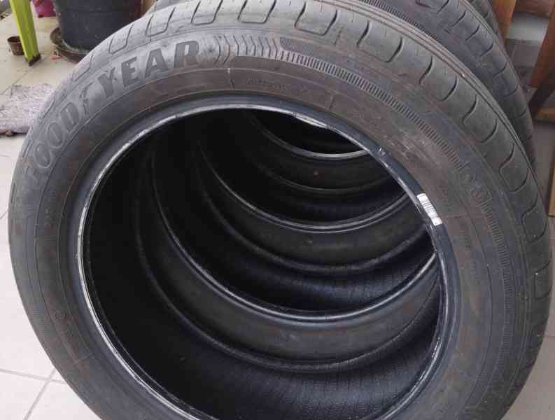 Prodám 4 letní pneumatiky Goodyear EfficientGrip Performance - foto 2