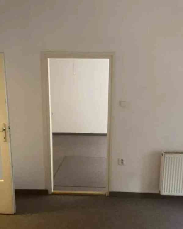 Pronájem bytu 3+1 70 m² - foto 6
