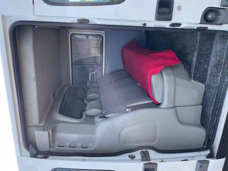 Opel Movano 2.5 DCi, L2H2, 6 míst - foto 9