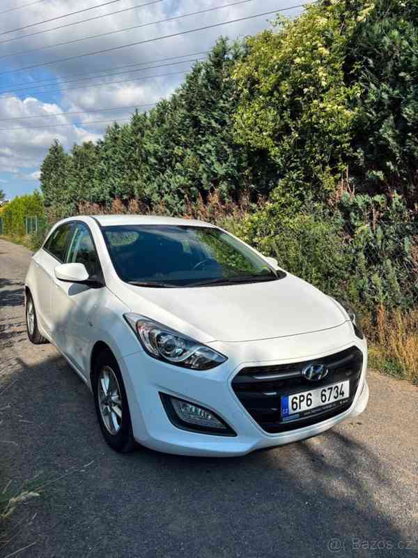 Hyundai i30 1,6   MPI 88 kW | r. v. 2015 - foto 4