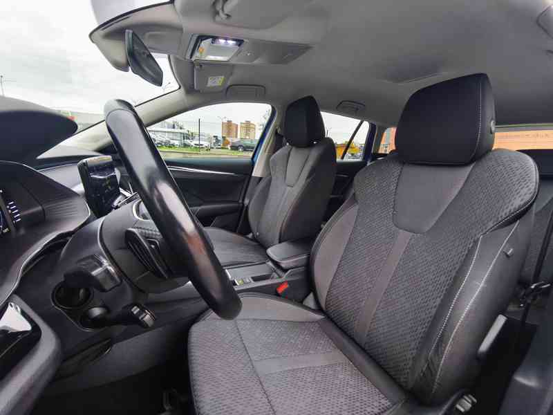 Škoda Octavia iV combi 1.4 TSi Hybrid 150 kW DPH - foto 11