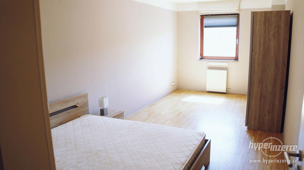 Prodej bytu 2+kk, Rohanské nábřeží, Praha 8 Karlín bez provi - foto 4