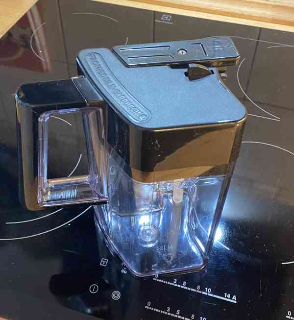 Kávovar DeLonghi ESAM3500.S na náhradní díly  - foto 6