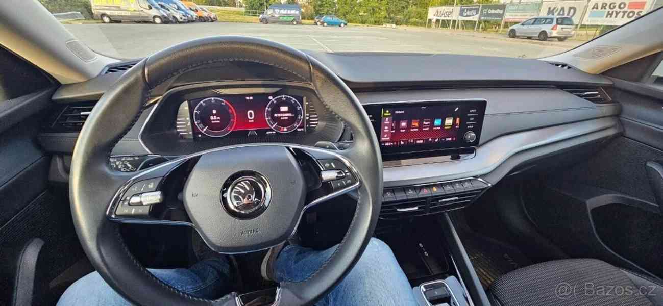 Škoda Octavia 2,0   TDI DSG, 2023, TOP STAV - foto 13
