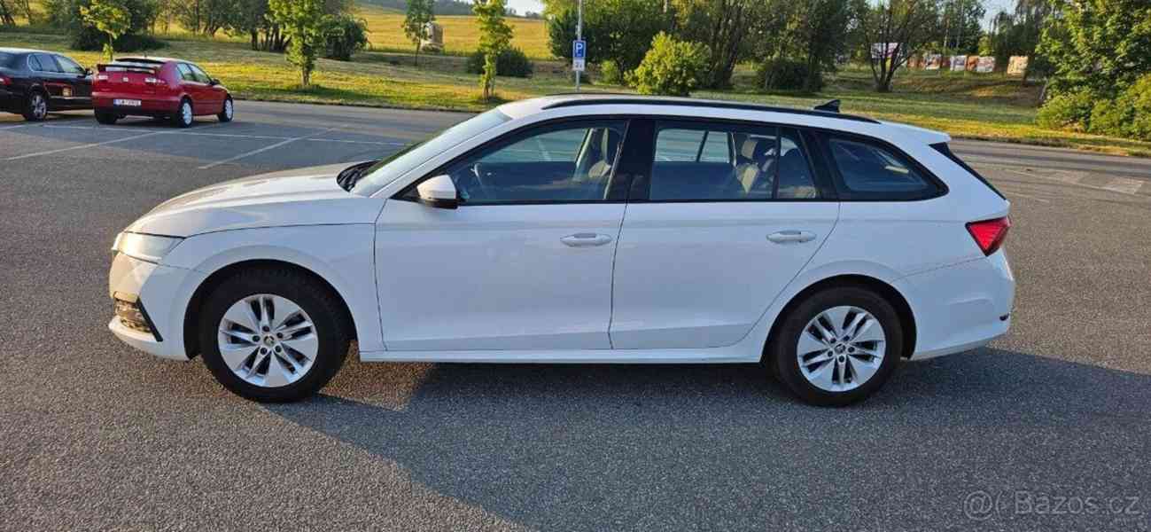 Škoda Octavia 2,0   TDI DSG, 2023, TOP STAV - foto 6