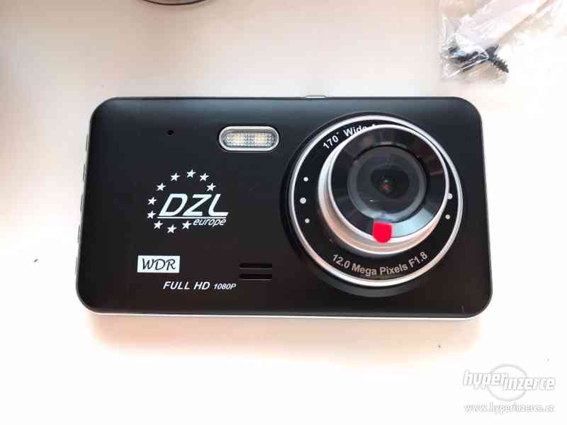 Autokamera prední + zadní CZ menu, 4''displej,G-senzor,ŠPZ - foto 2
