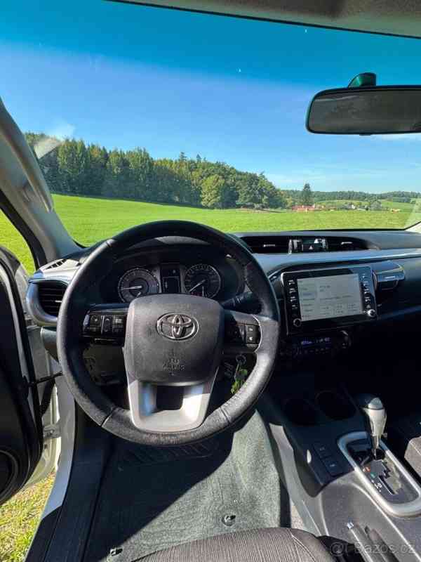 Toyota Hilux 2,8   D 150 kW aut.,CZ,1. maj., záru - foto 9