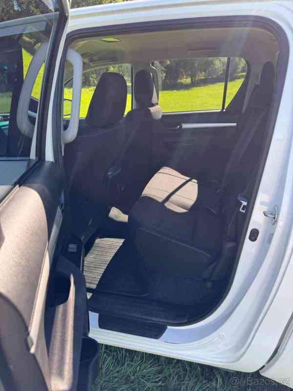 Toyota Hilux 2,8   D 150 kW aut.,CZ,1. maj., záru - foto 7