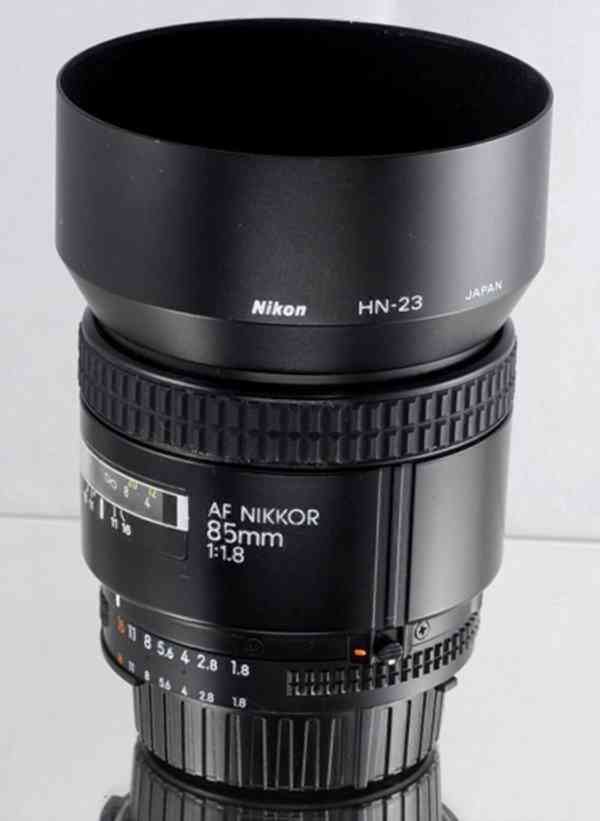 Nikon AF Nikkor 85mm f/1.8 **FX, Pevný 85mm 1:1.8 portrét*UV - foto 6