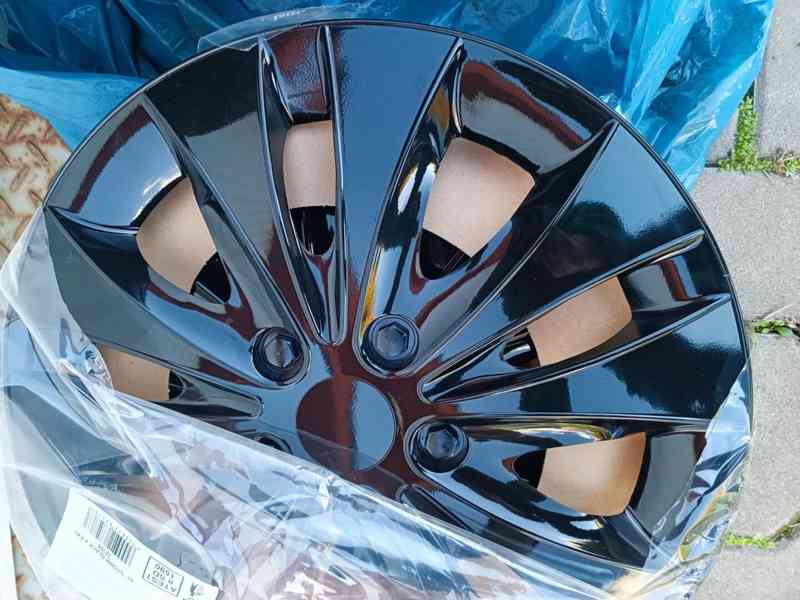 Komplet kola 7Jx16 4x98 ET31 se zimní pneu 205/55 R16 - foto 7