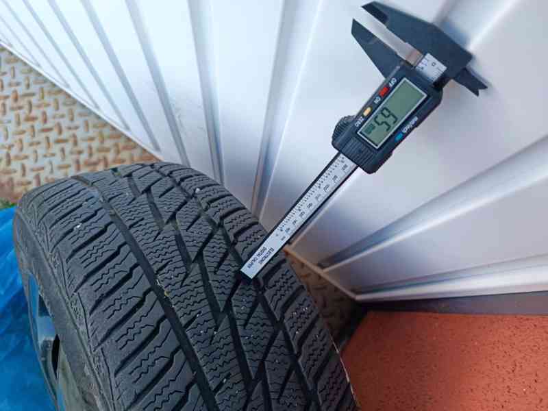 Komplet kola 7Jx16 4x98 ET31 se zimní pneu 205/55 R16 - foto 5