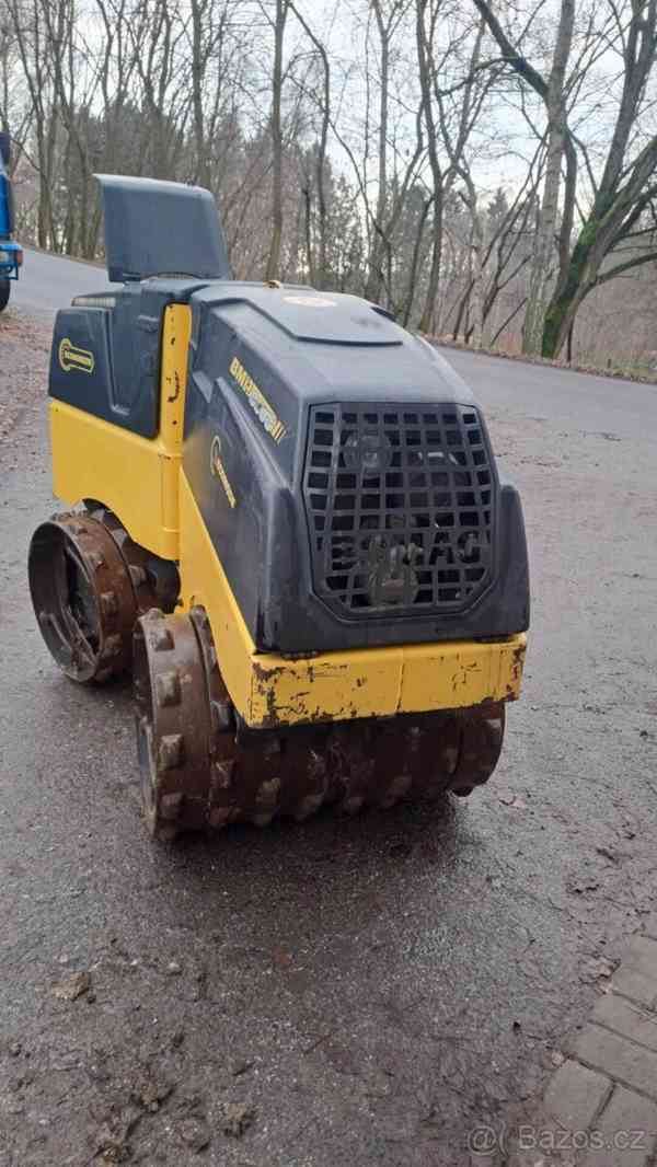 JEŽKOVÝ VÁLEC BOMAG BMP 8500 - 2016  - foto 2