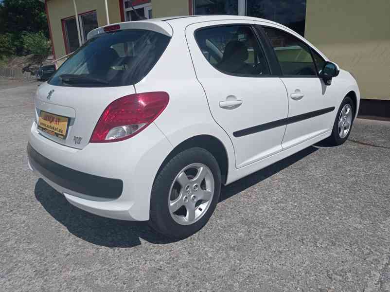 Peugeot 207 1.4i LPG/Klima/1Maj/Bez koroze  - foto 3