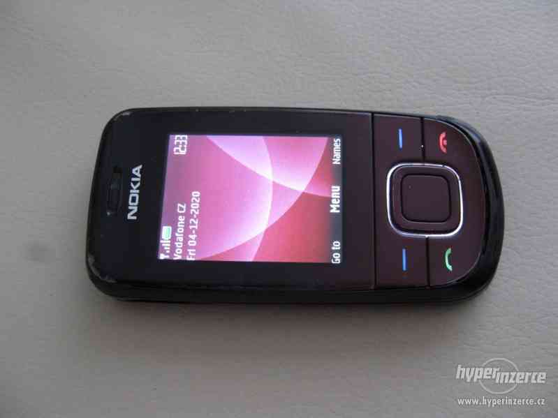 Nokia 3600s - funkční výsuvný mobilní telefon - foto 2