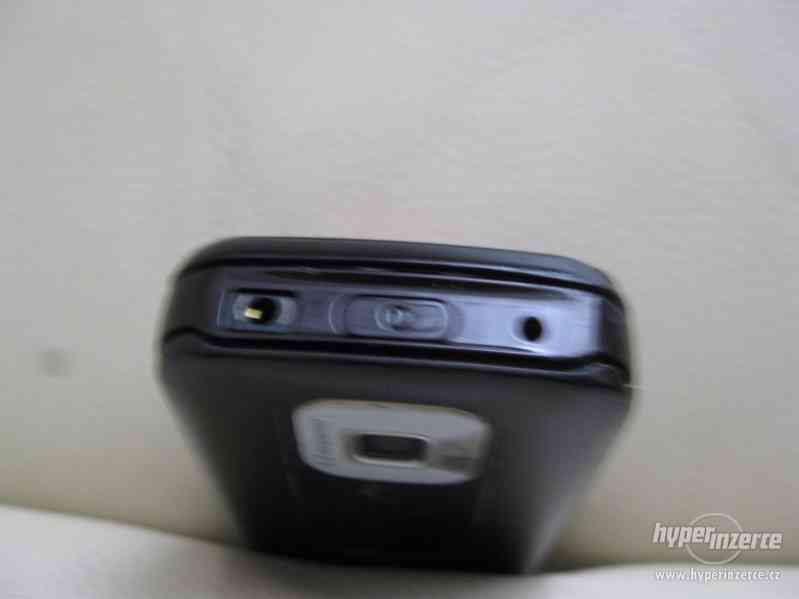 Nokia 3600s - funkční výsuvný mobilní telefon - foto 8