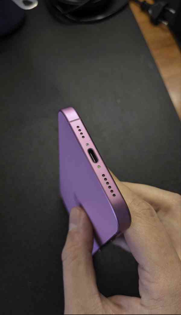 Iphone 16  128 GB - foto 2