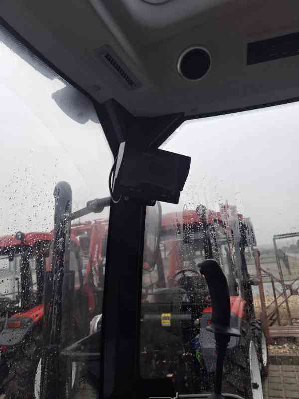 Traktor Tauros TE254c 4x4 (až 25 koní) - foto 3