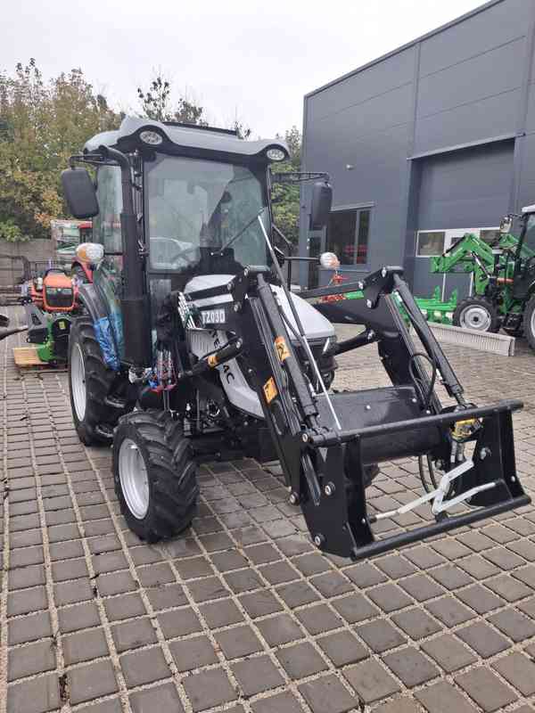 Traktor Tauros TE254c 4x4 (až 25 koní) - foto 6