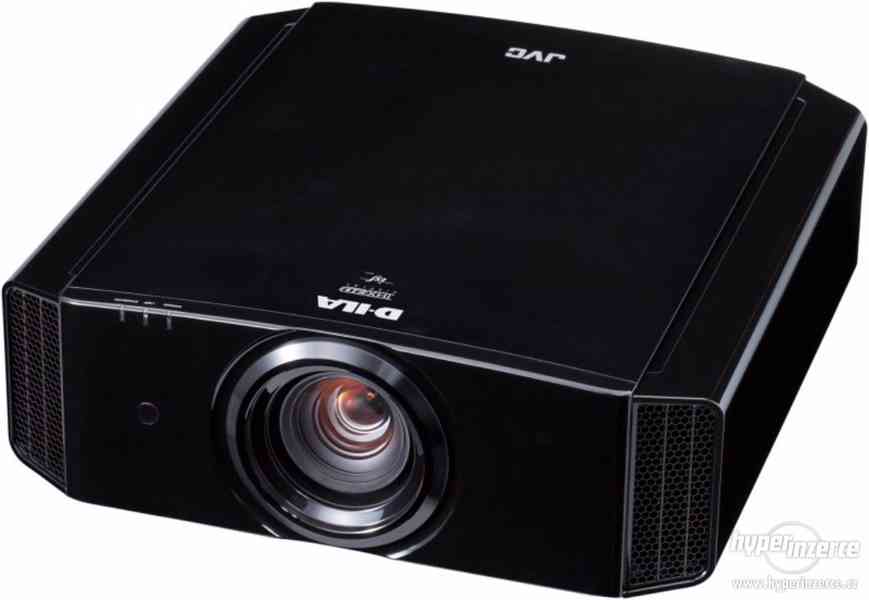 Projektor JVC DLA-X900 domácí kino - foto 2