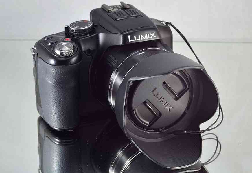 Panasonic Lumix DMC-FZ200 *12,1 MPix*Full HDV*BAG* - foto 4