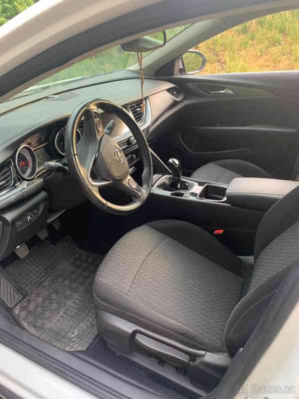 Opel Insignia 2,0   CDTI, STK do 5/28, zimní pneu - foto 14