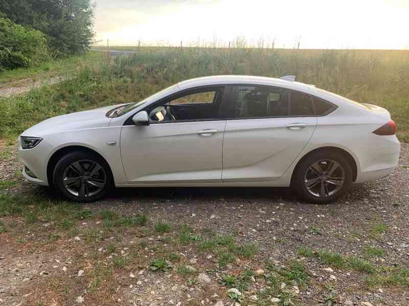 Opel Insignia 2,0   CDTI, STK do 5/28, zimní pneu - foto 2