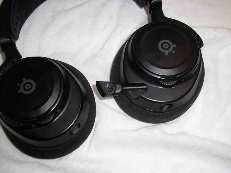 Sluchátka Arctis Nova 7 - Nové - foto 7