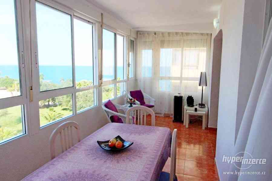 Apartmán s výhledem na moře 50m od pláže v letovisku Cabo Ce - foto 9