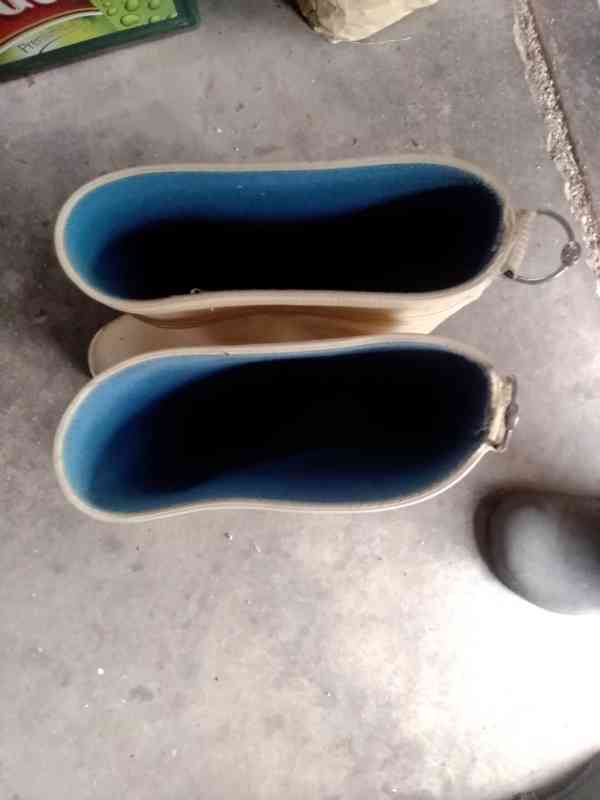 Bílé holinky - foto 4