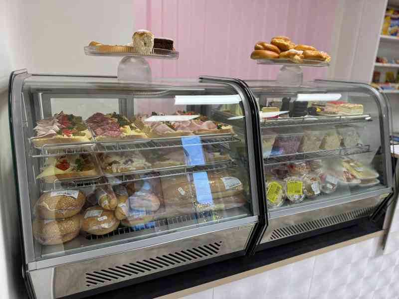 Pronájem zavedeného bistra u Autobusového nádraží Chomutov - foto 6