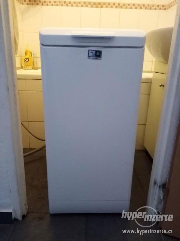 Prodám pračku Electrolux  6kg 1000RPM - foto 1