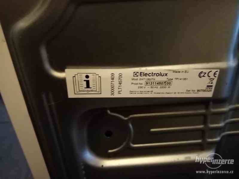 Prodám pračku Electrolux  6kg 1000RPM - foto 7