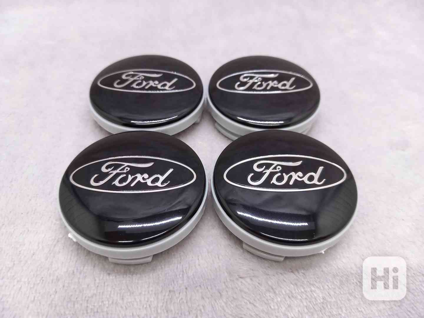 Středové krytky Ford, 54x52mm, černé - foto 1