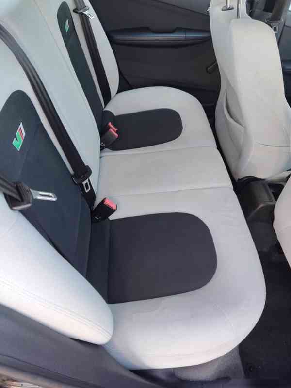 Škoda fabia RS - foto 5