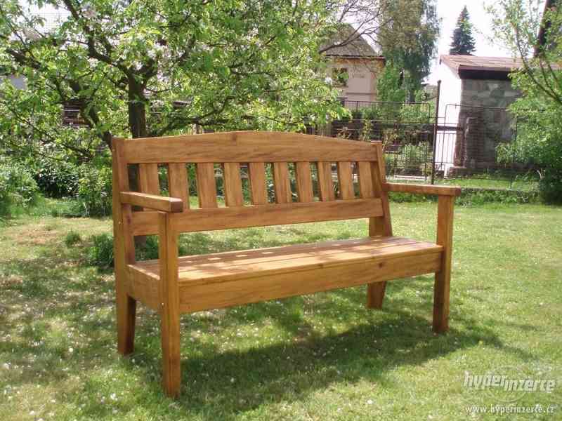 Kvalitní zahradní nábytek z borovice. - foto 1