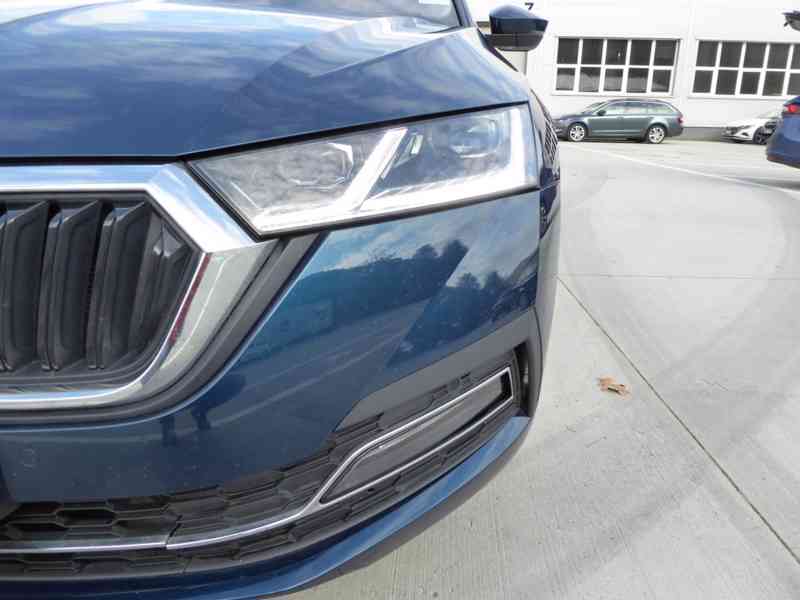 ŠKODA Octavia Combi Style Plus 2,0 TDI 110 kW DSG, 3023 - foto 9