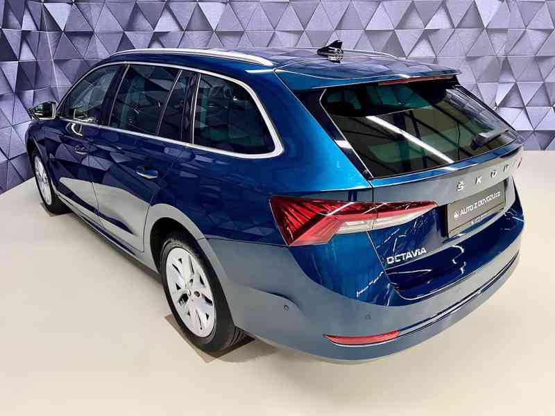 ŠKODA Octavia Combi Style Plus 2,0 TDI 110 kW DSG, 3023 - foto 2